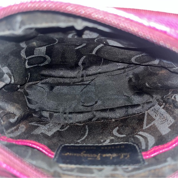 Vintage SALVATORE FERRAGAMO Raspberry Vara Embossed Leather Crossbody - Picture 11 of 11